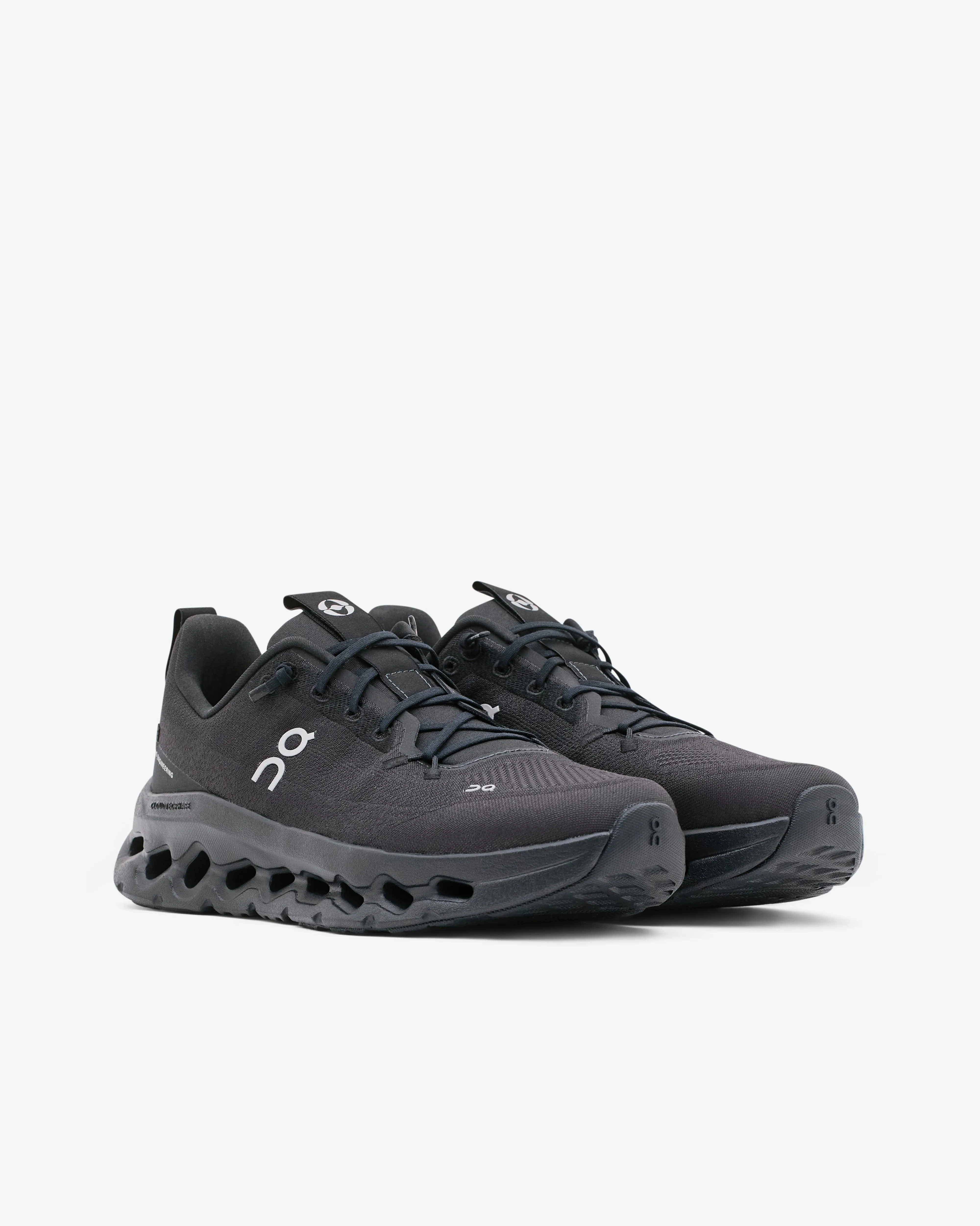 On-Running - Cloudtilt EUSEXUA Sneakers - (Black)